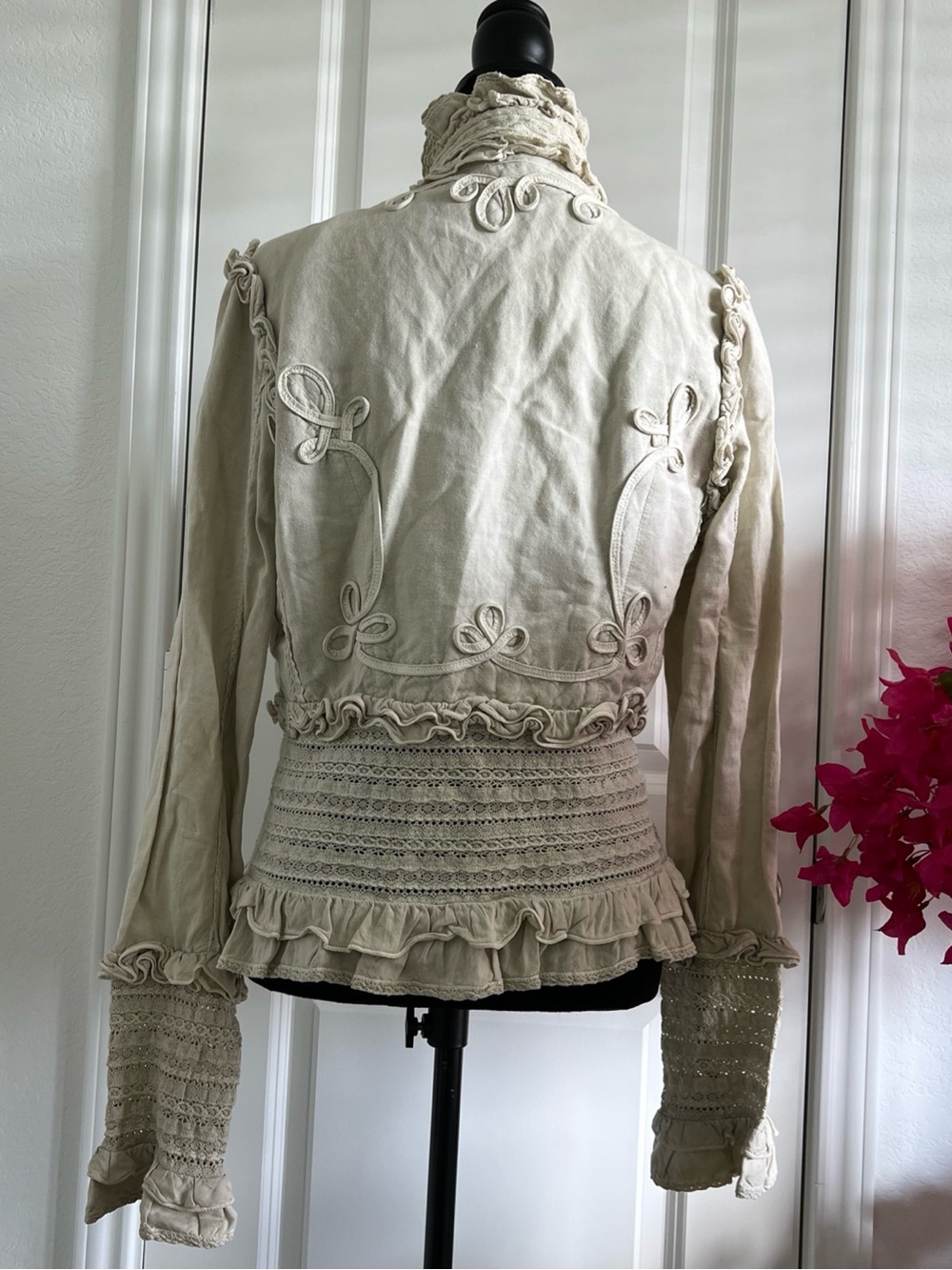 Closed Cream Ruffled Military-Style Jacket open front - Picture 7 of 10